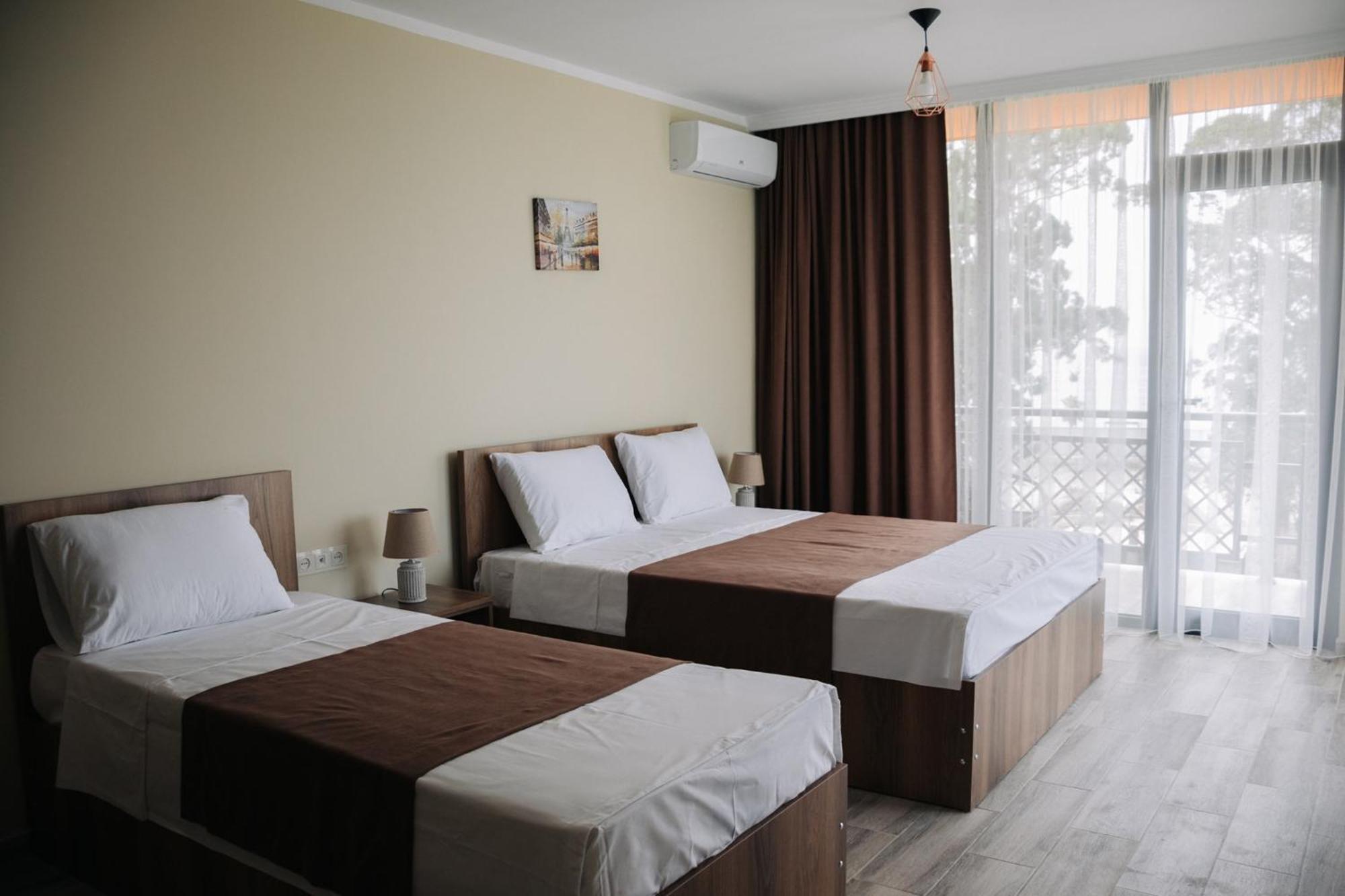 Scorpio Hotel גוניו מראה חיצוני תמונה