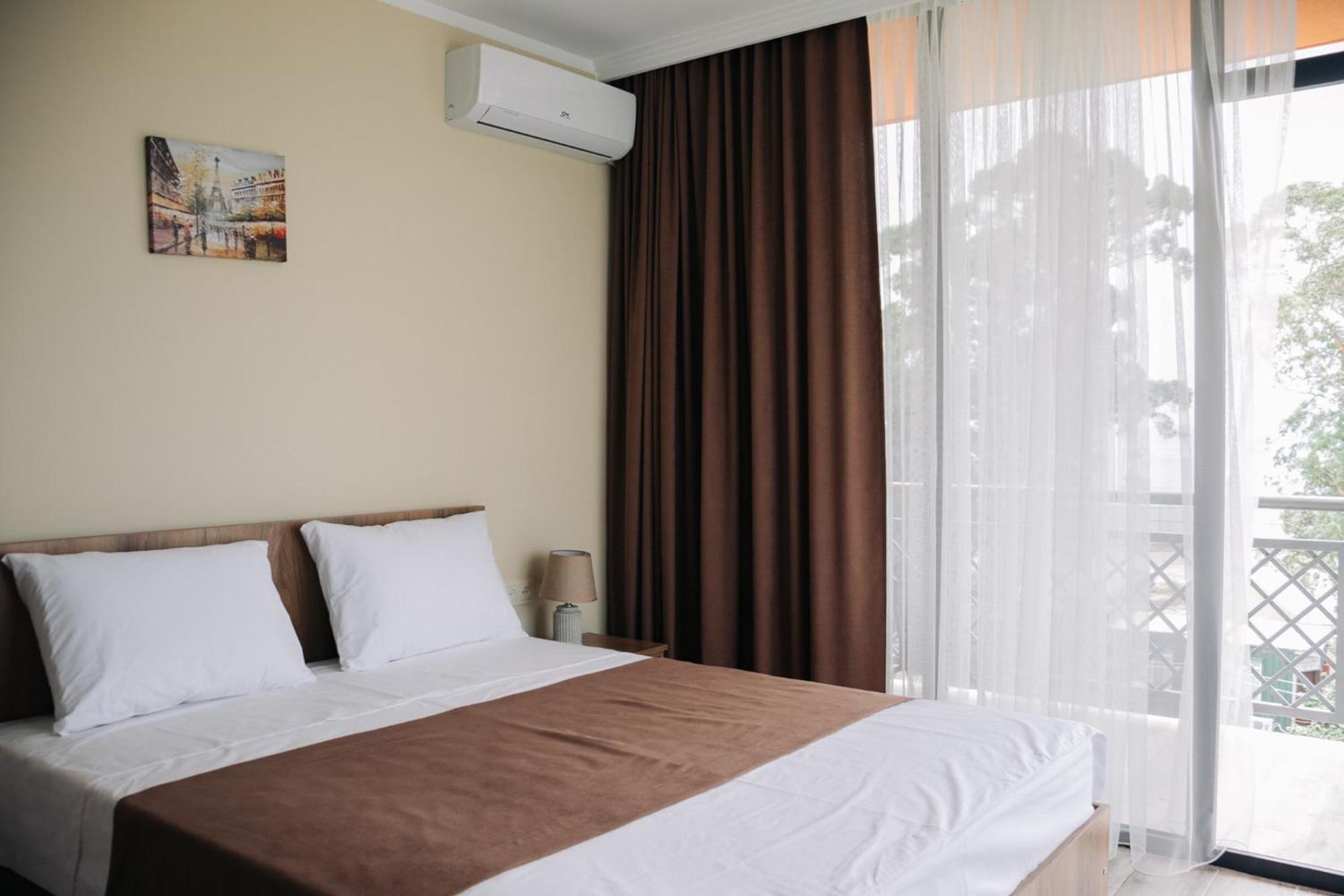 Scorpio Hotel גוניו מראה חיצוני תמונה