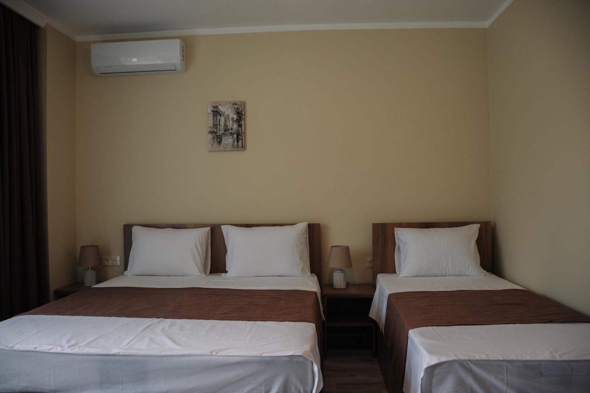 Scorpio Hotel גוניו מראה חיצוני תמונה